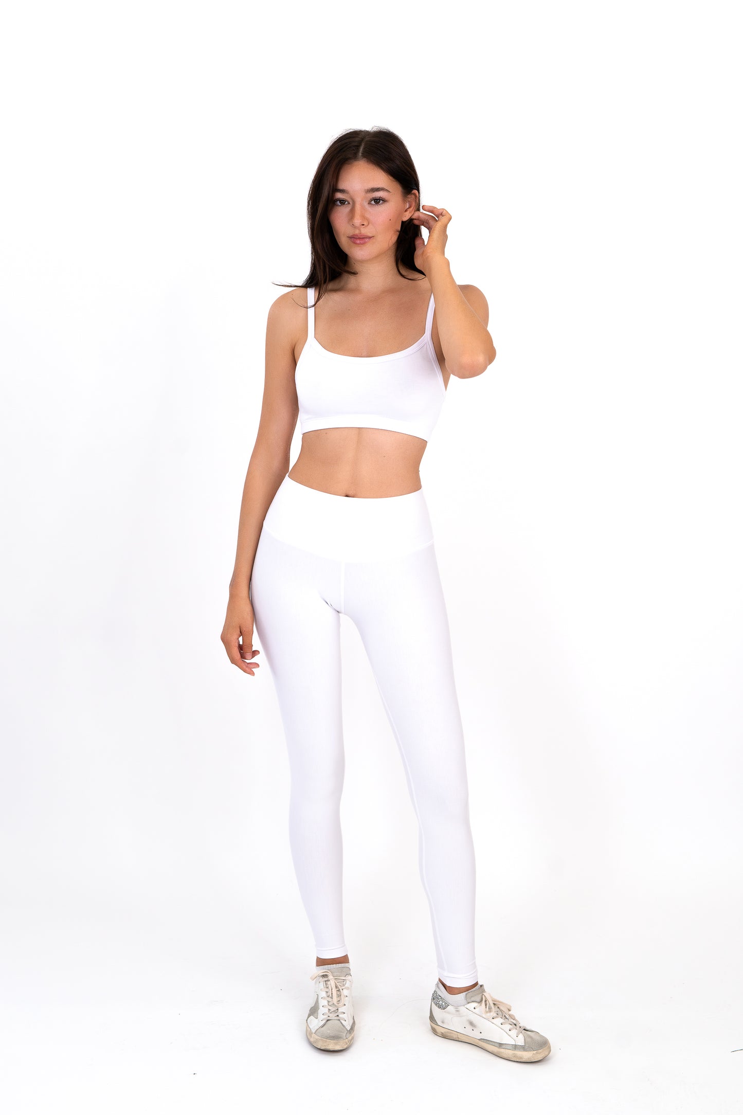 Model wearing The Core Legging in Cloud by ON/OFF Essentials, made from 95% bamboo.